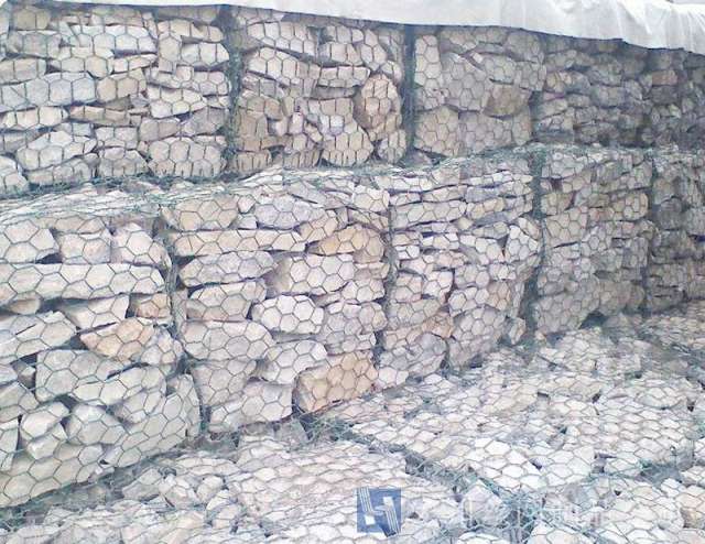 石籠網(wǎng)箱--03